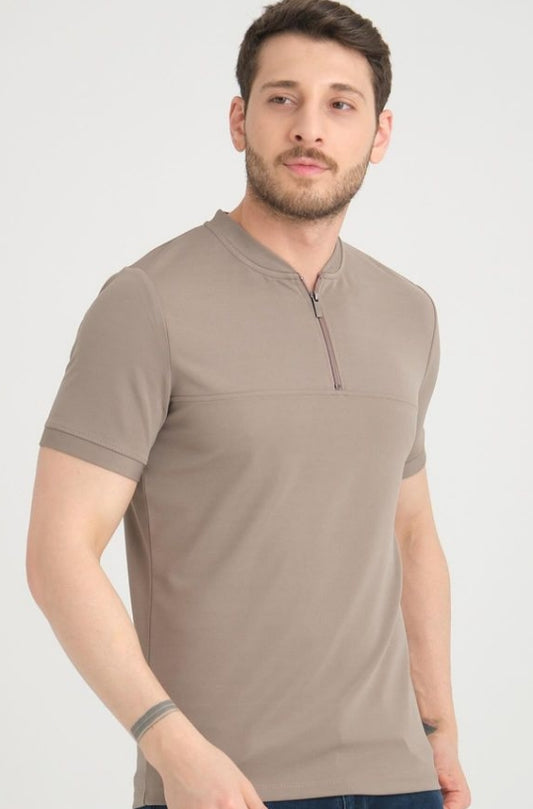 Men's zip-neck t-shirt or half-zip t-shirt