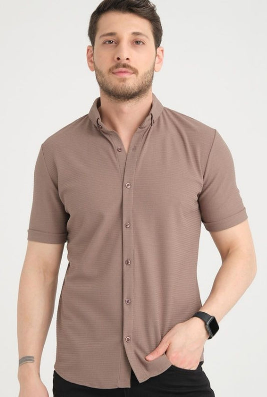 Men's short-sleeve button-up shirt